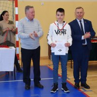 Zobacz w powiększeniu: I otwarty turniej szachowy o Puchar Sołtysa Baranowa pod patronatem Wójta Gminy Baranów (6)